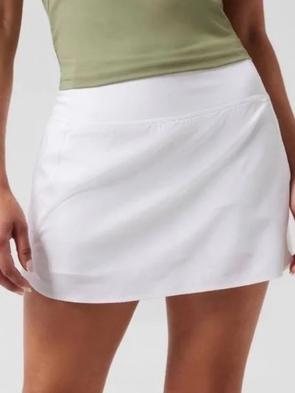 Athleta White Run With It 14” Skort